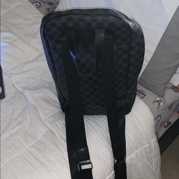 Lo LOUIS VUITTON Damier Graphite Michael Backpack - Picture 2 of 3